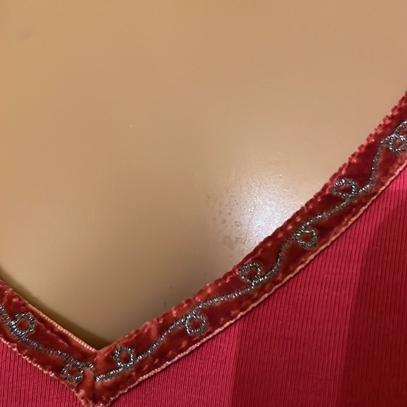 Moda international one of a kind pink beaded hem long sleeved Vneck sweaterszM - Picture 4 of 7